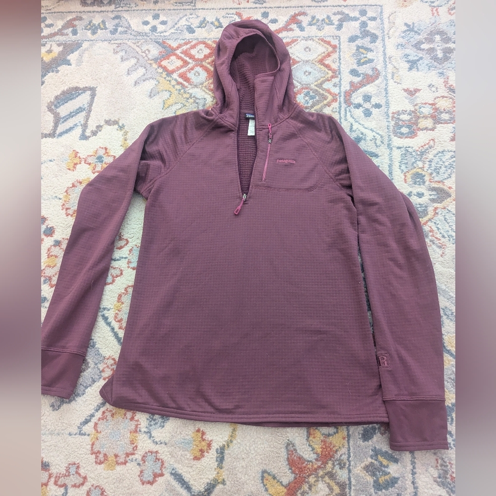 Patagonia Plum Quarter-Zip Fleece